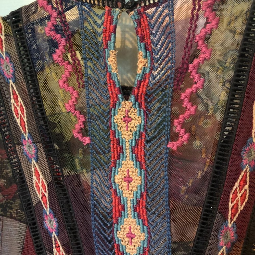 BNWT - JOHNNY WAS GERVASE MESH DRESS SIZE SMALL- RARE FIND! - Picture 6 of 7